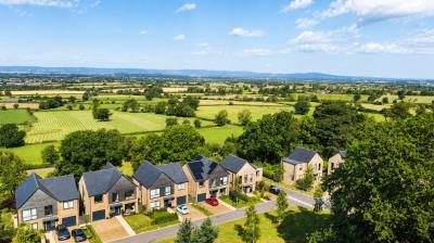 8  John Martin Gardens