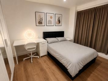 Flat 2  Highstone Mansions  Camden Road