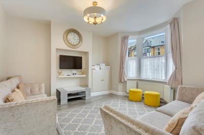 115  Villiers Road